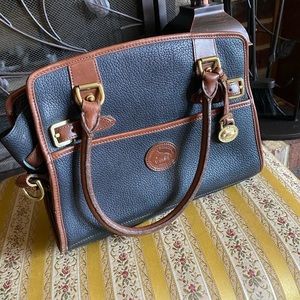 💖💖OFFERS💖💖Vintage Dooney